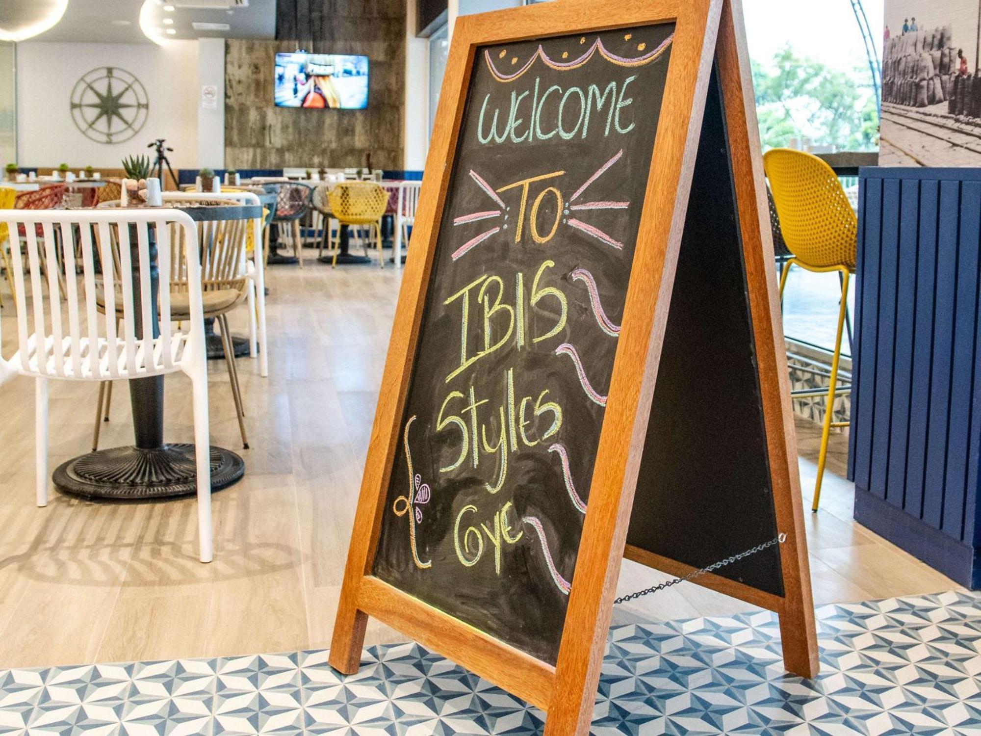 Ibis Styles El Malecon Hotel 4*