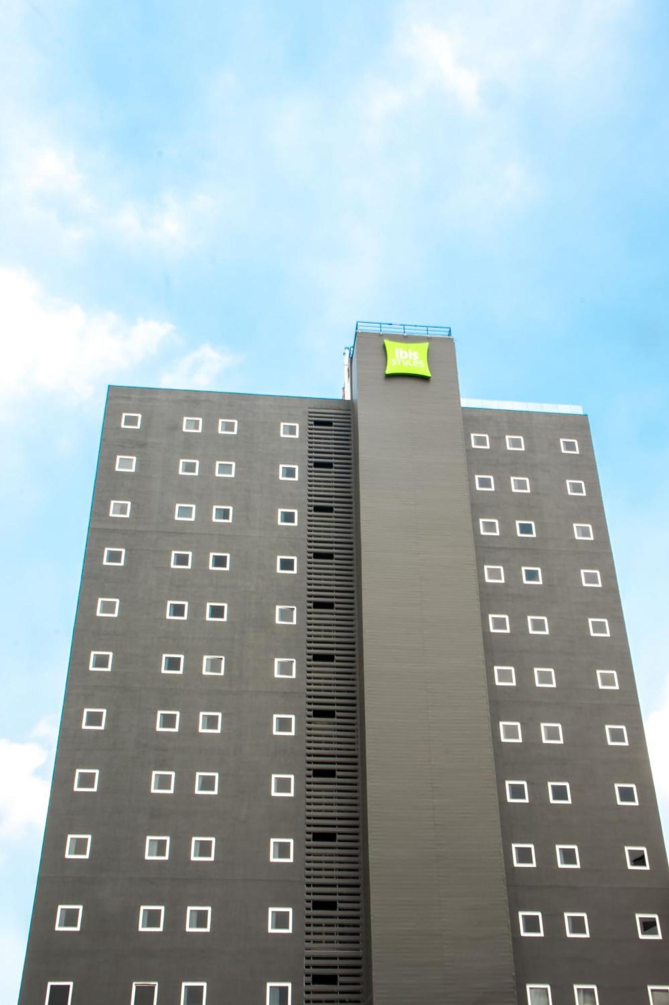 Ibis Styles El Malecon Hotel 4*